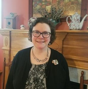 Meet your Posher, Linda